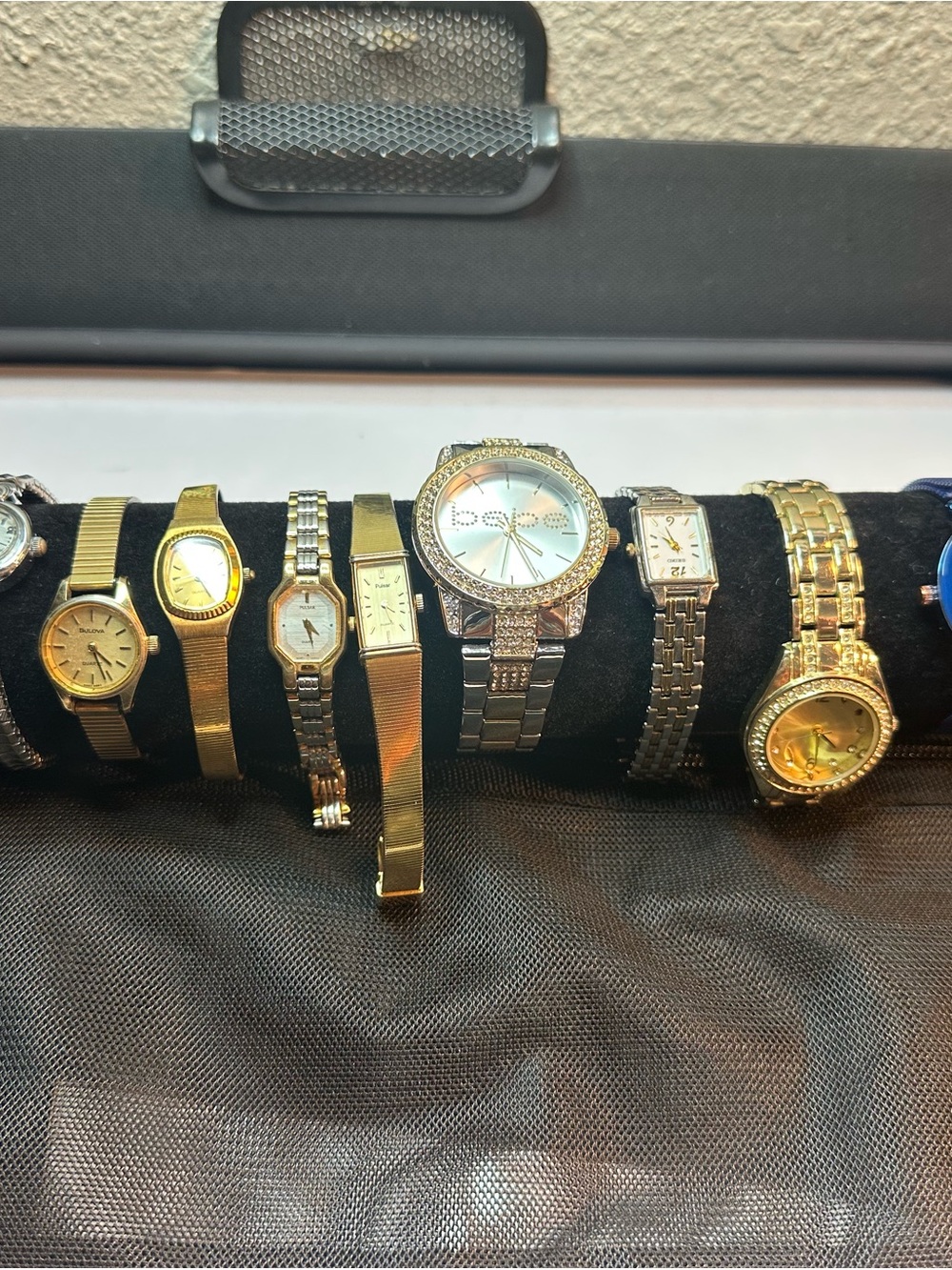 Gold and Silver Women's Fashion Bracelet Watch -LOT SLL WORK